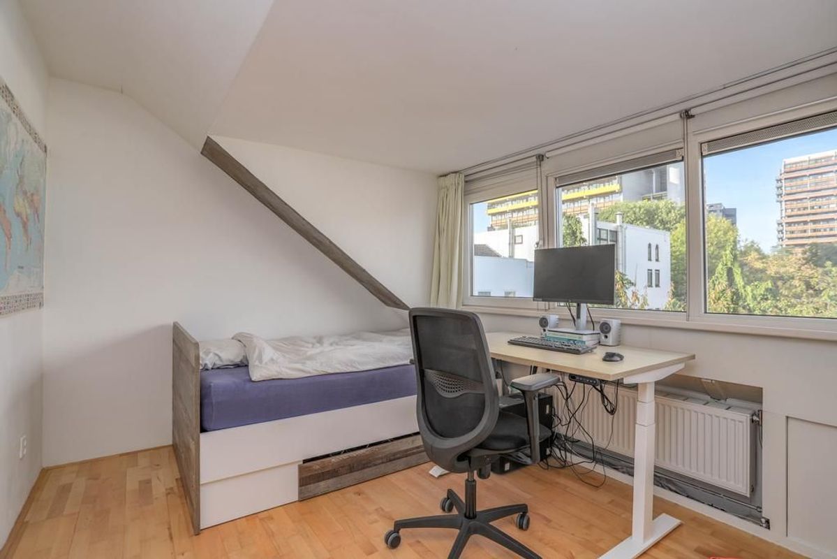 Joannes J.F. Waplaan 13 Photo Blur 19