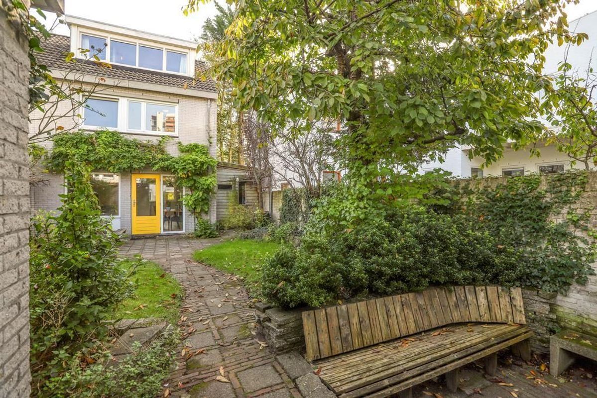 Joannes J.F. Waplaan 13 Photo Blur 25