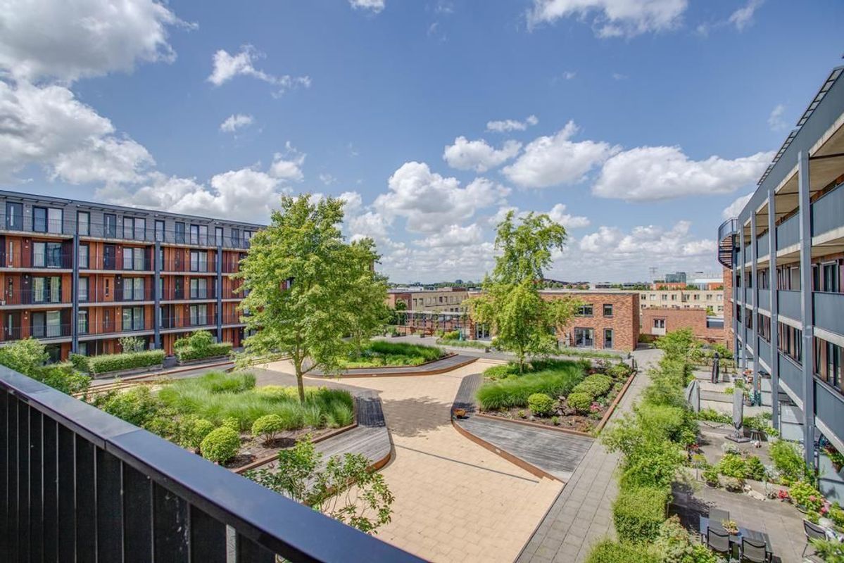 Miles Davisstraat 241 Photo Blur 2