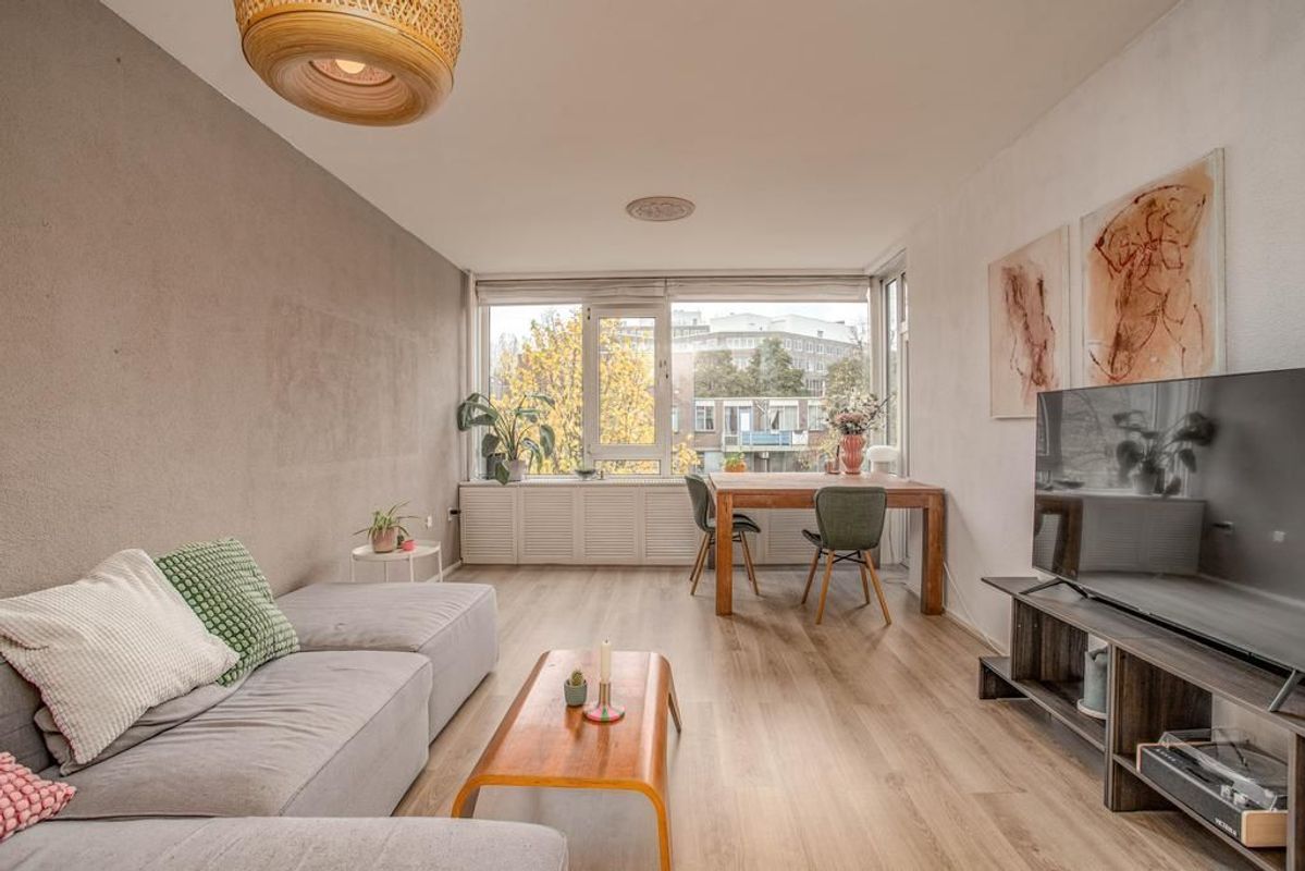 Van Vollenhovenlaan 22 Photo Blur 2