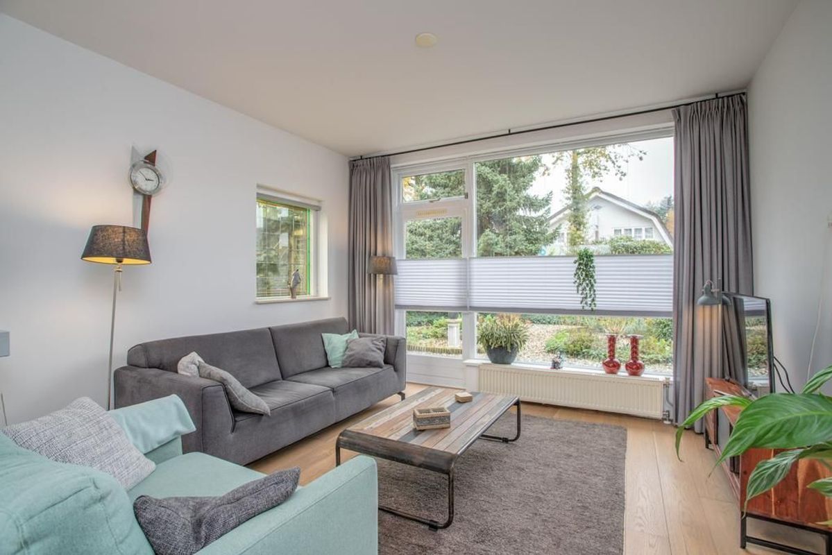 Leyenseweg 23 Photo Blur 2