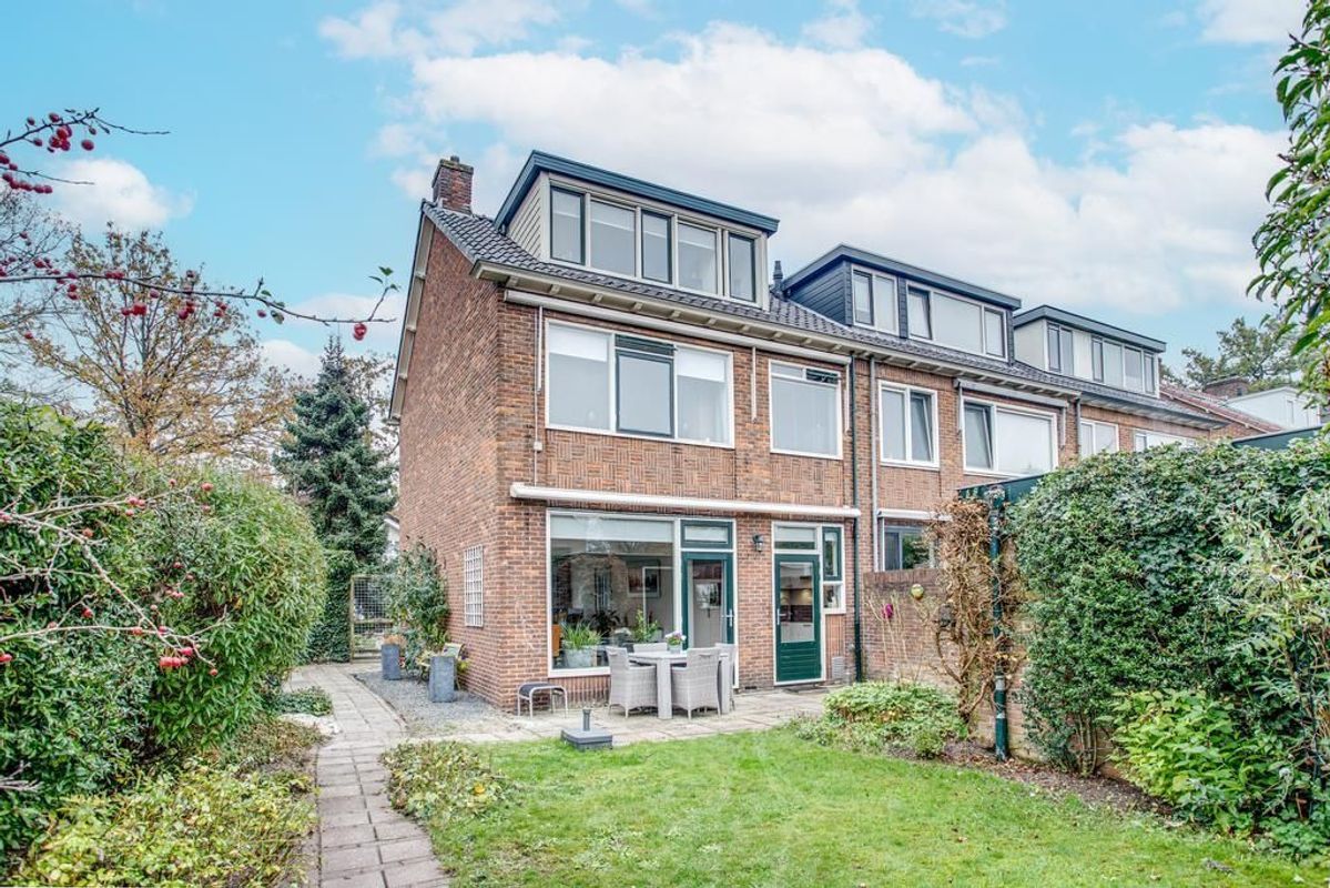 Leyenseweg 23 Photo Blur 26