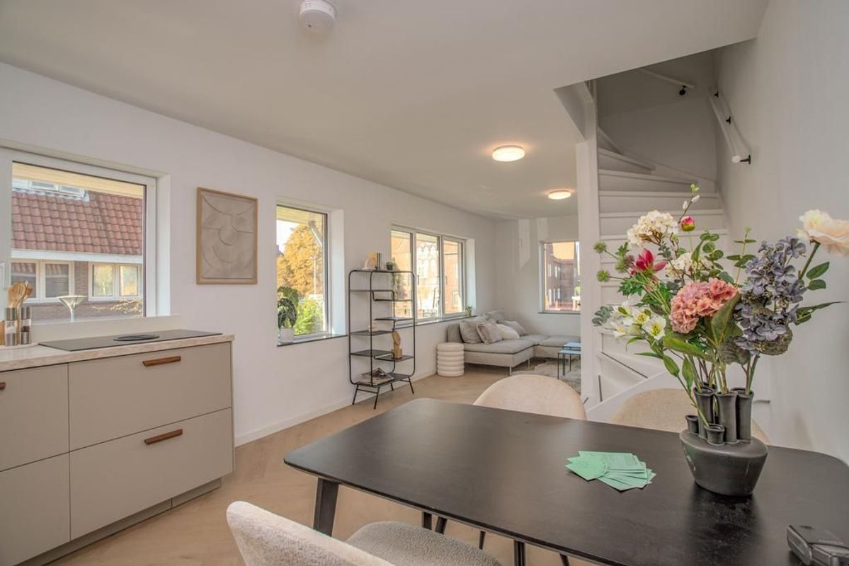 Vleutenseweg 460-A Photo Blur 4