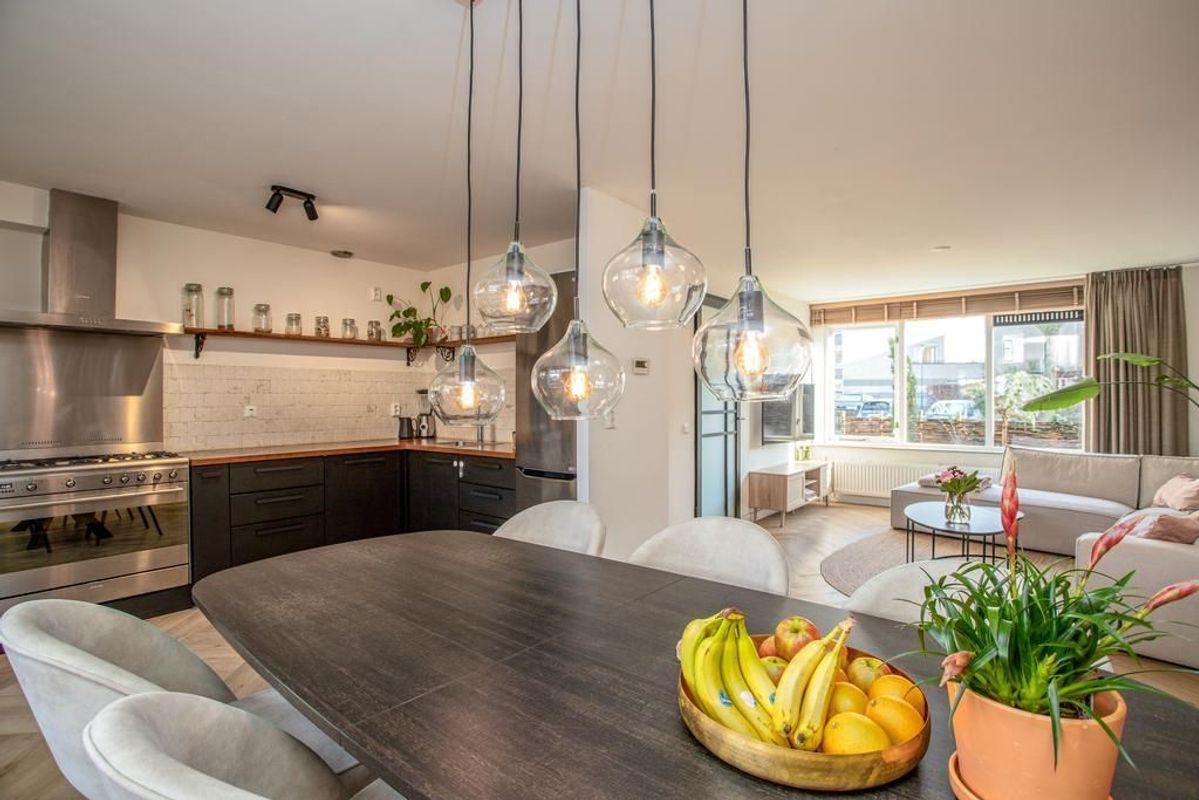 Atalantaberm 21 Photo Blur 9