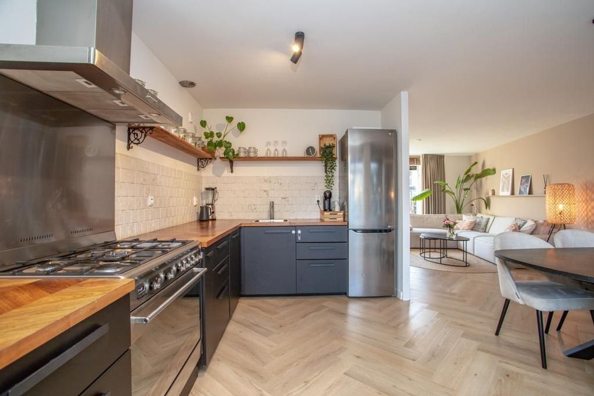 Atalantaberm 21 Photo Blur 11