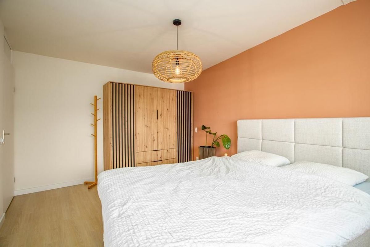 Atalantaberm 21 Photo Blur 17