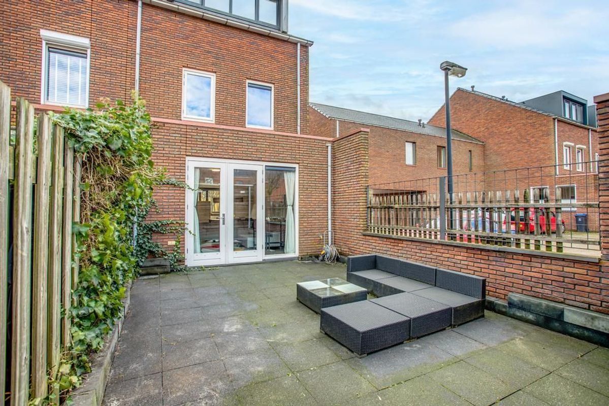 Crouweldijk 82 Photo Blur 28