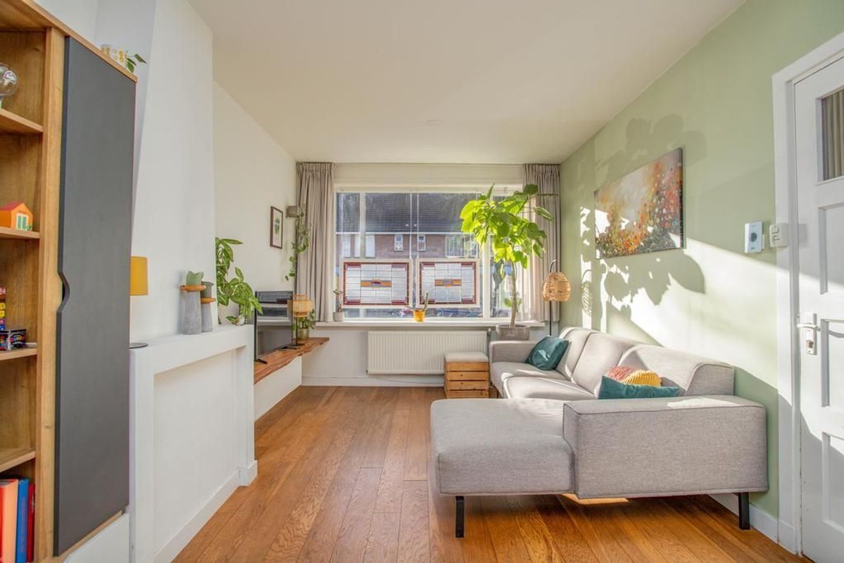 Waalstraat 69 Photo Blur 2