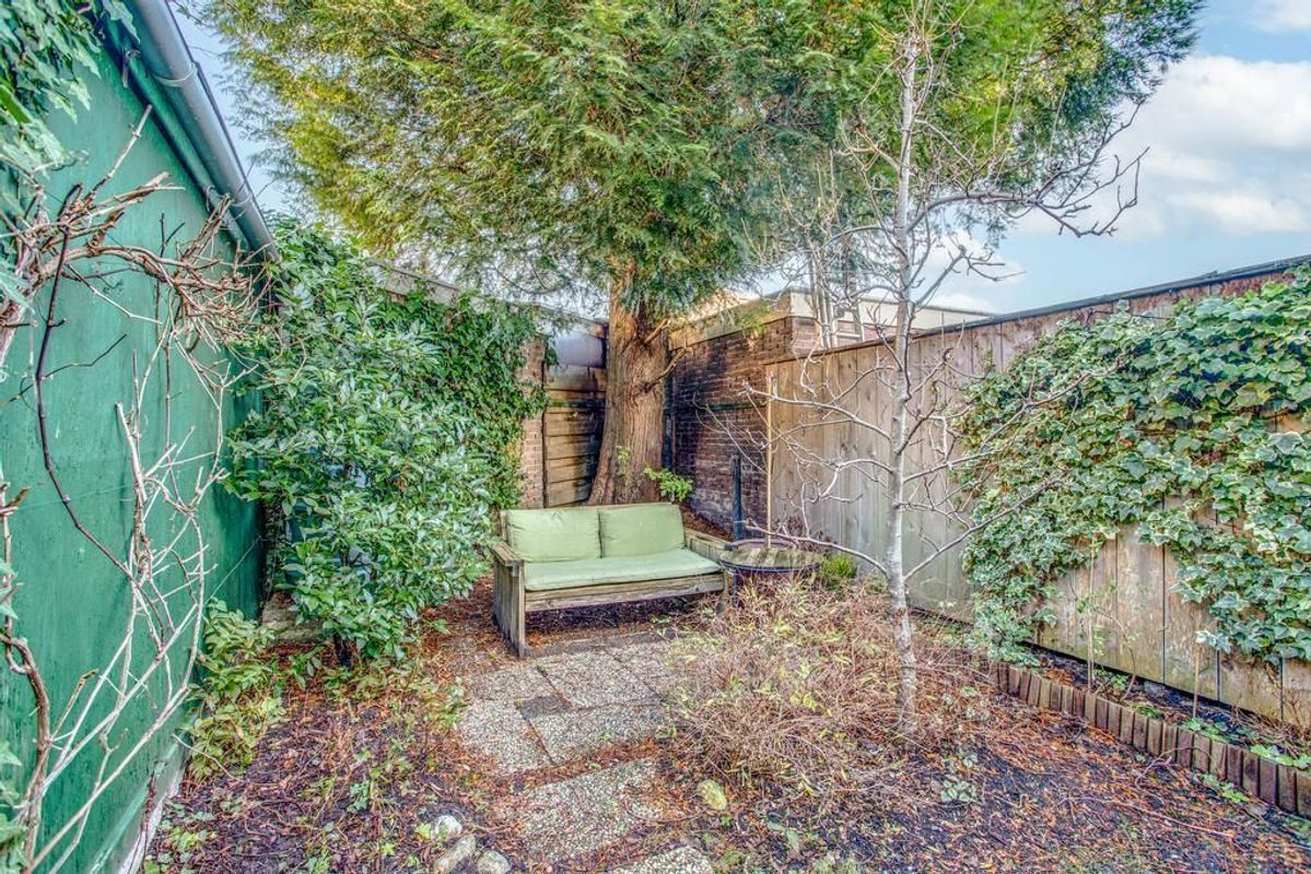 Waalstraat 69 Photo Blur 25