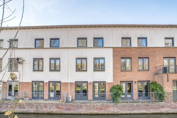 Heivlinder 27 Photo 1