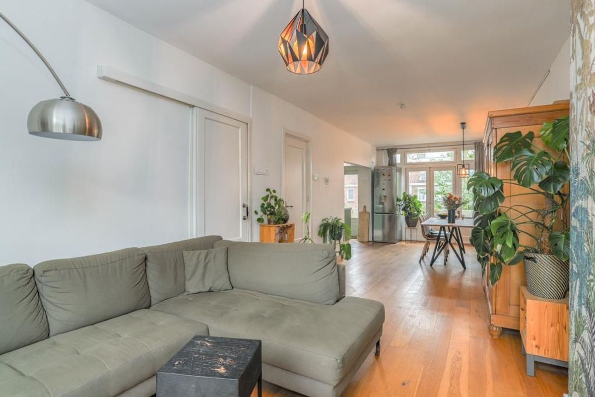 Merwedekade 231-BSA Photo Blur 3