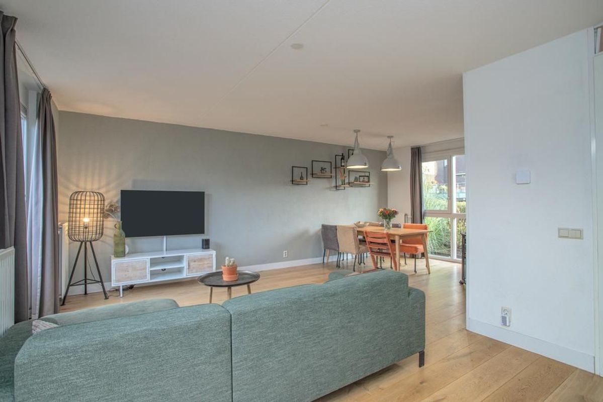 Van Eesterenstraat 23 Photo Blur 5