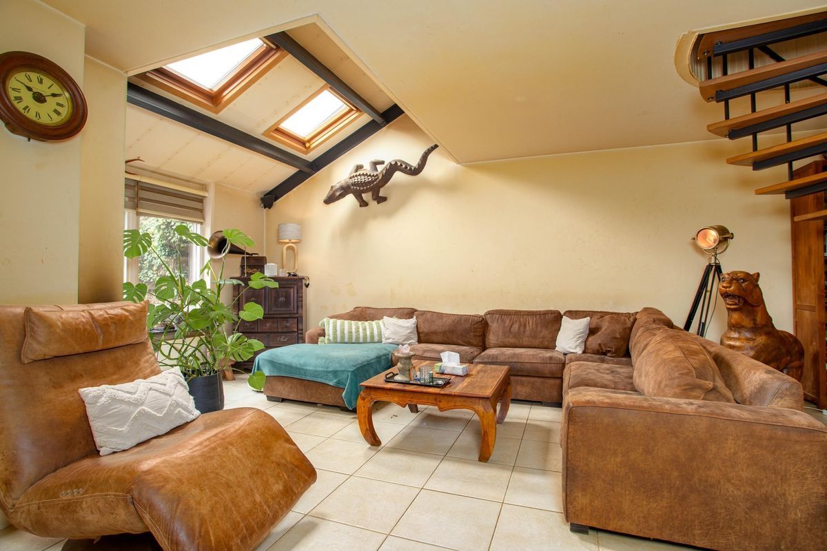 Graaf Walramhof 6 Photo Blur 2