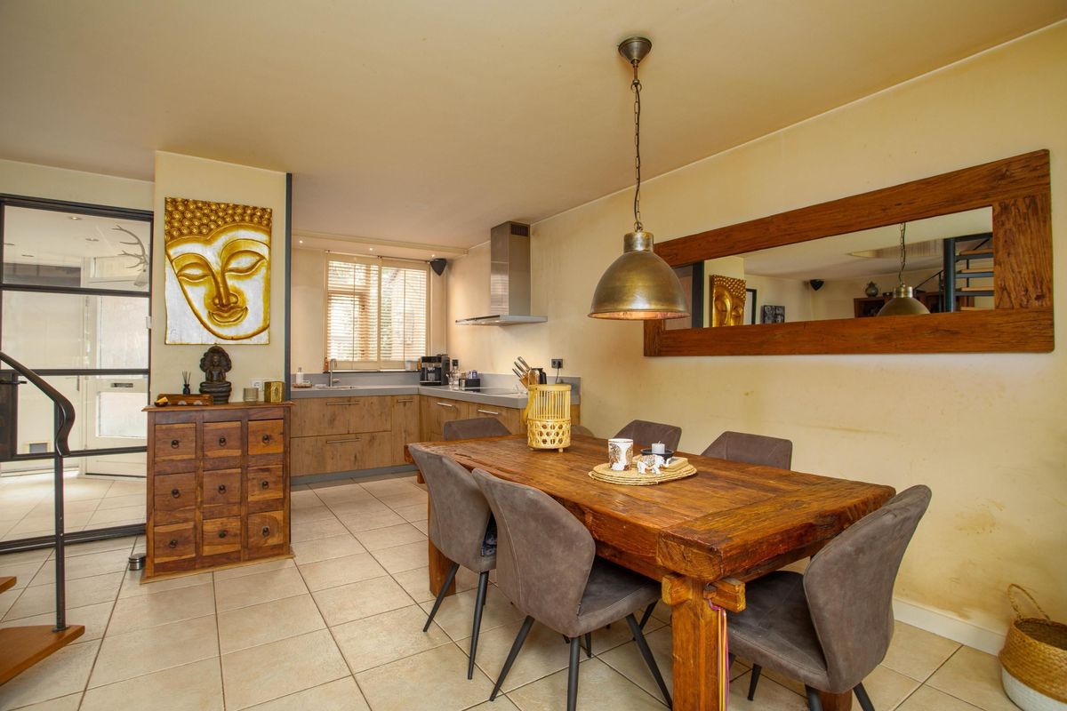 Graaf Walramhof 6 Photo Blur 6