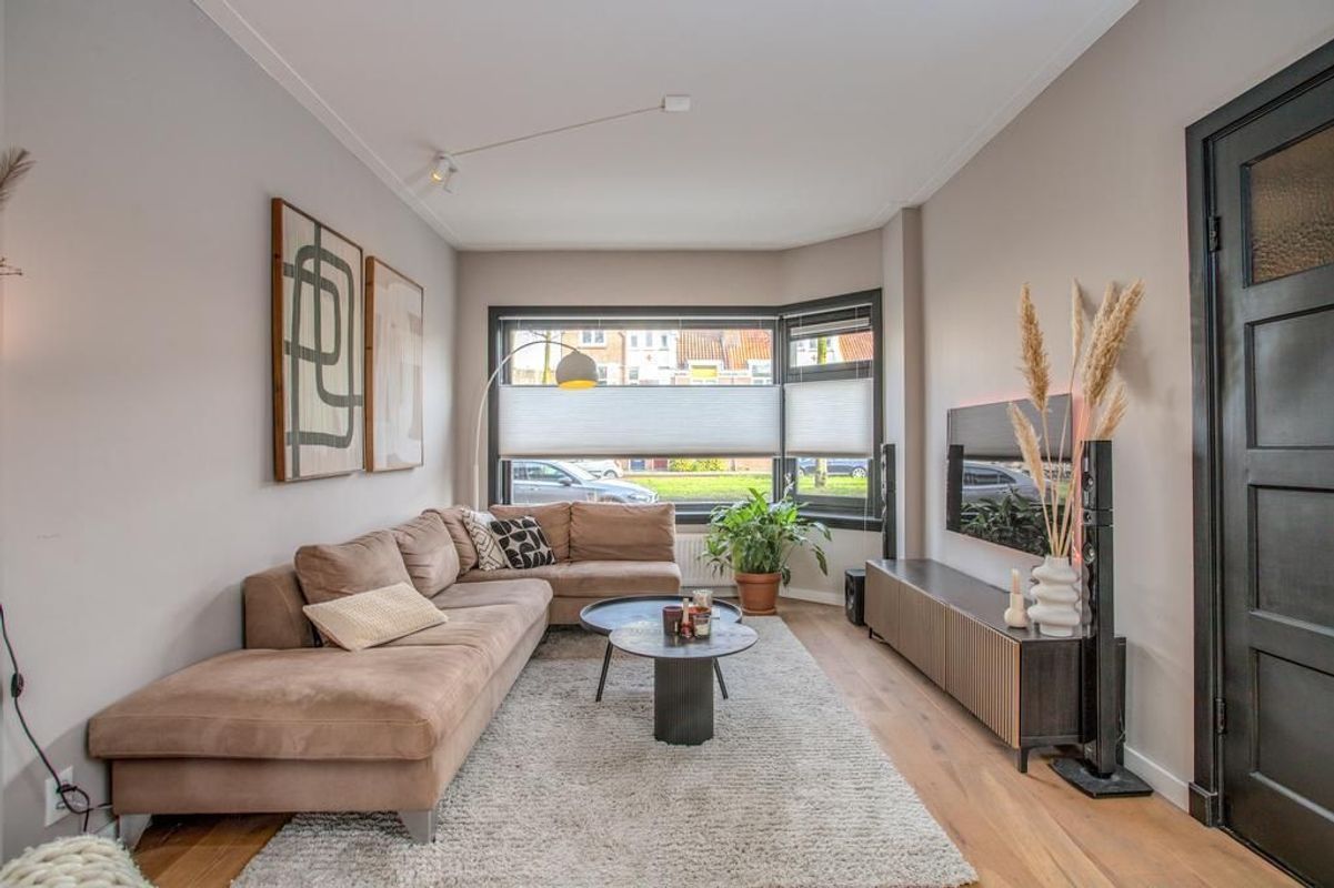 Croeselaan 349 Photo Blur 1