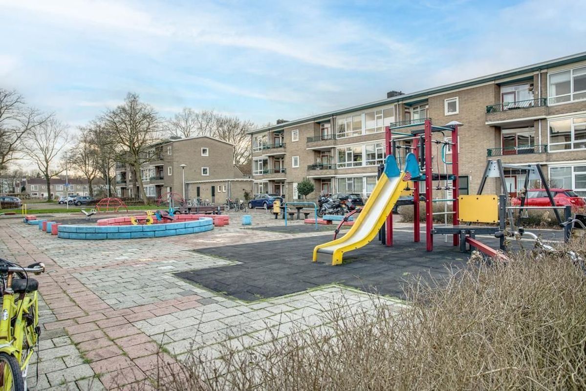 Ruygenhoeklaan 12 Photo Blur 25