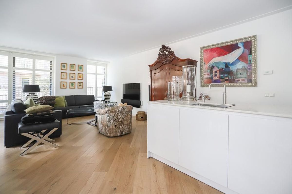 Luxemburgpromenade 108 Photo Blur 16