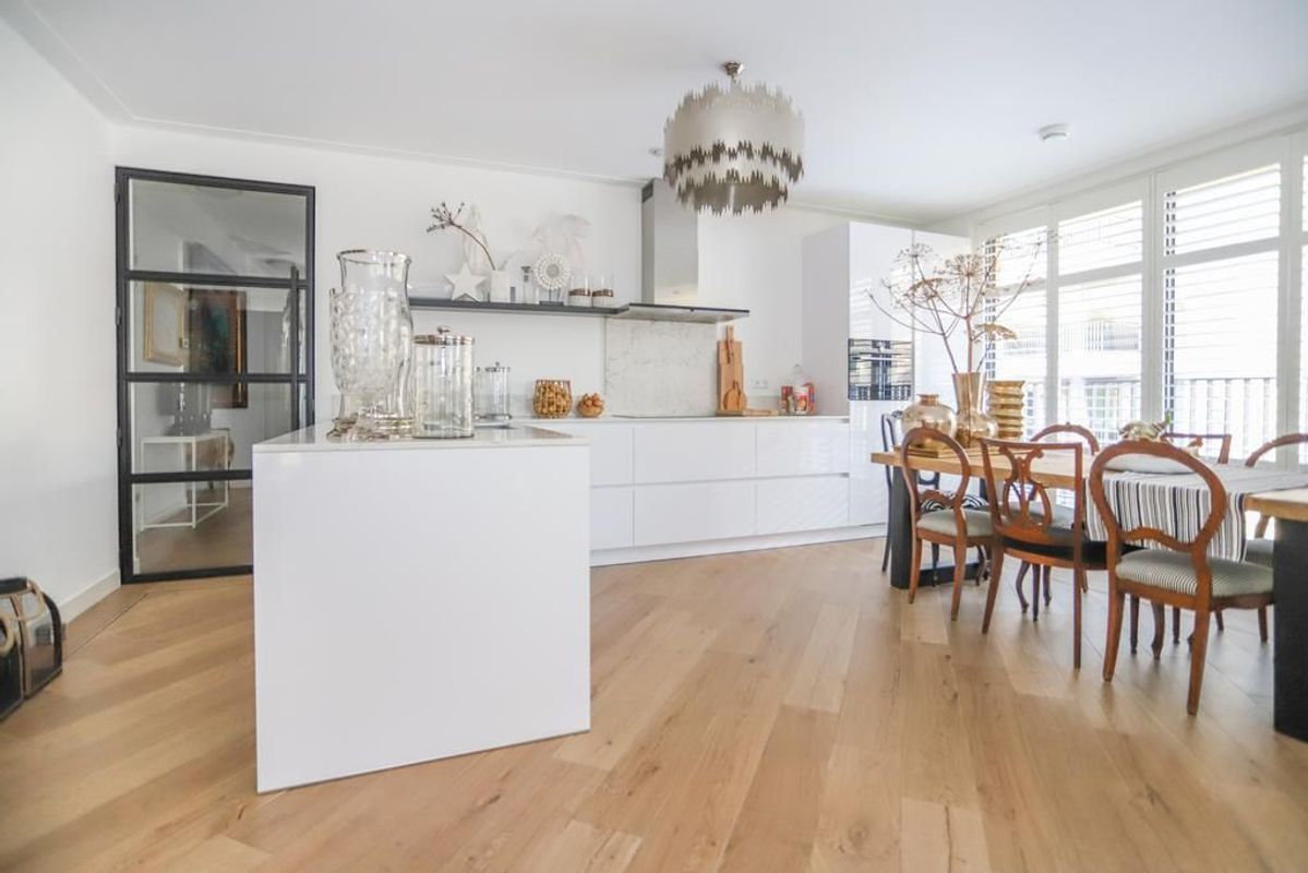 Luxemburgpromenade 108 Photo Blur 18