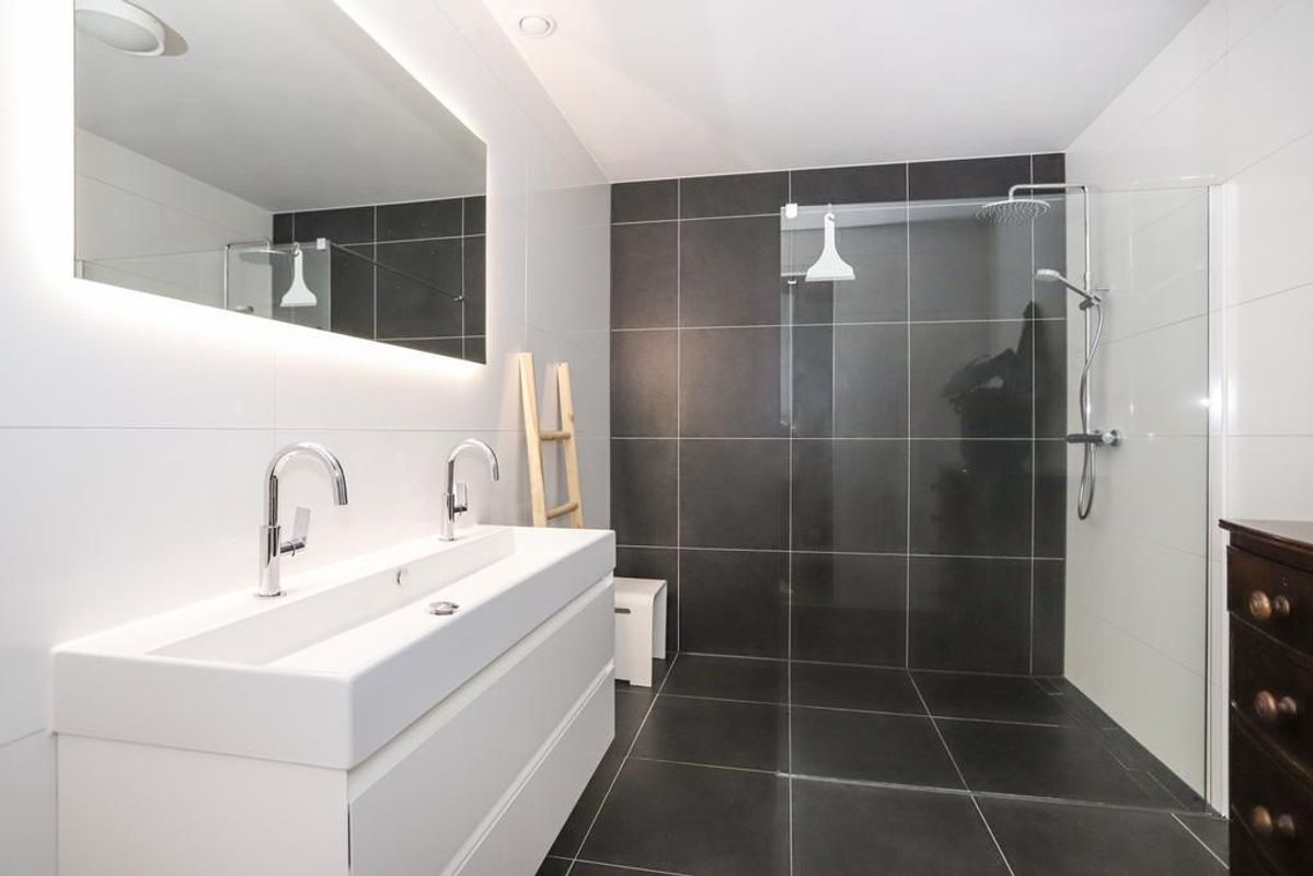 Luxemburgpromenade 108 Photo Blur 30