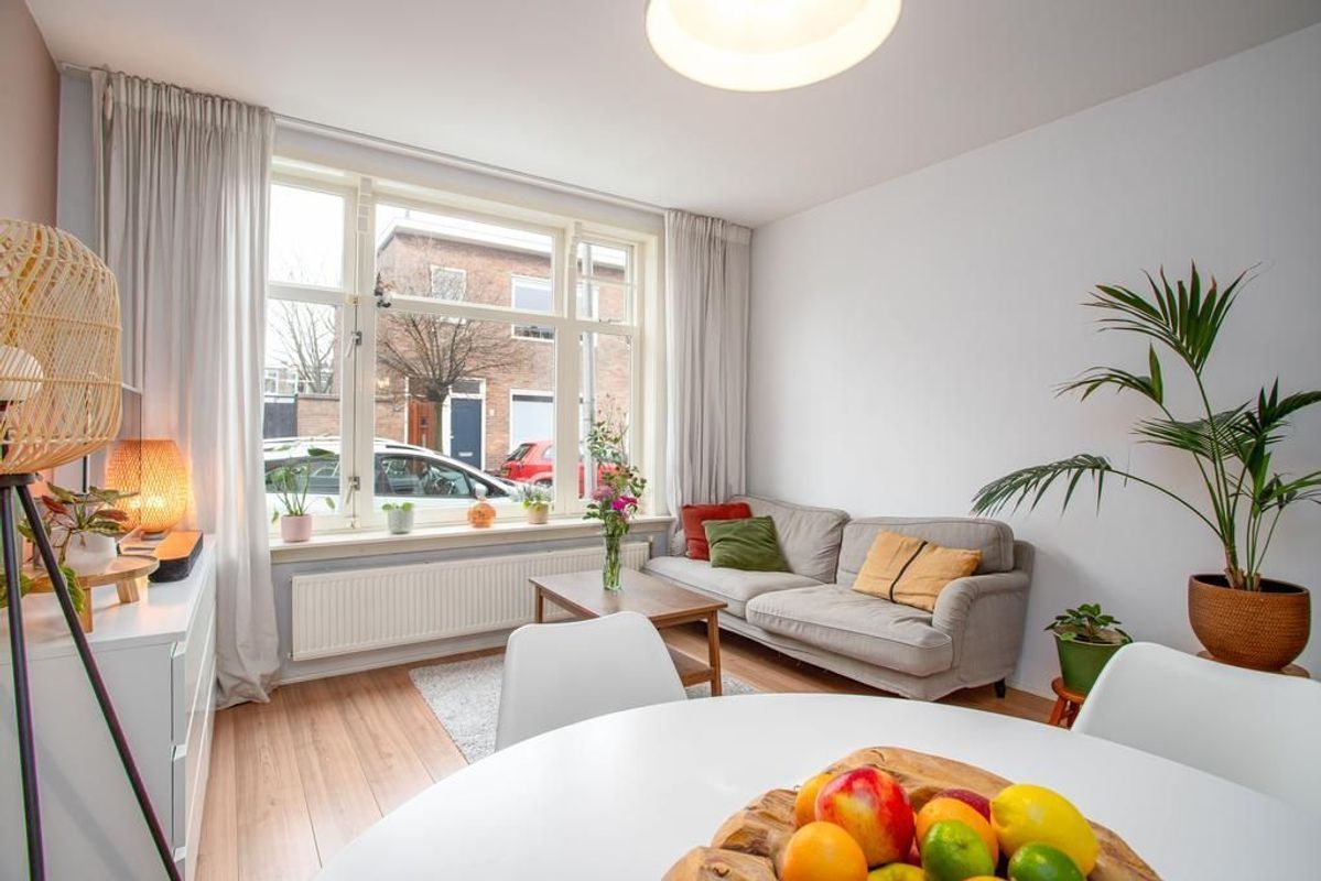 Johannes van Andelstraat 28 Photo Blur 3