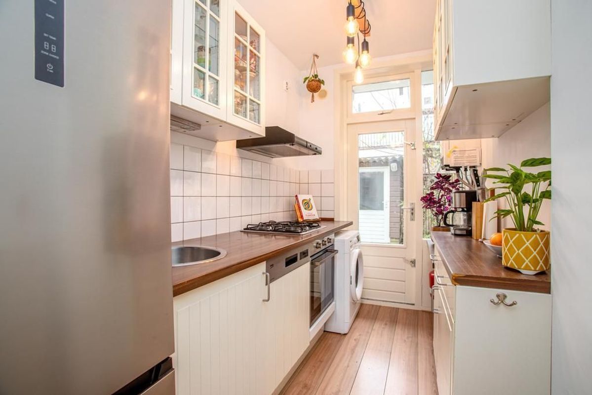 Johannes van Andelstraat 28 Photo Blur 7