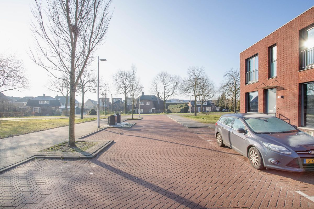 Simon Vestdijkstraat 27 Photo Blur 28