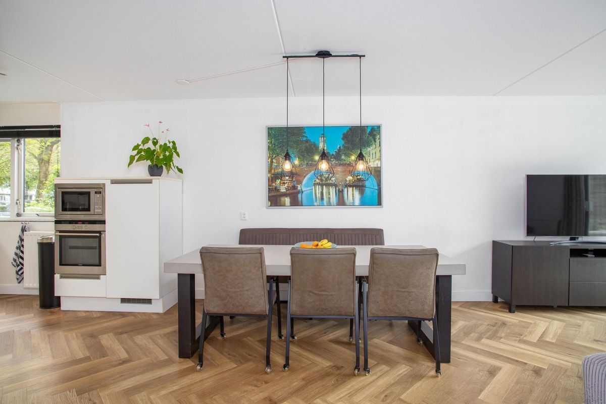 Dampkring 19 Photo Blur 8