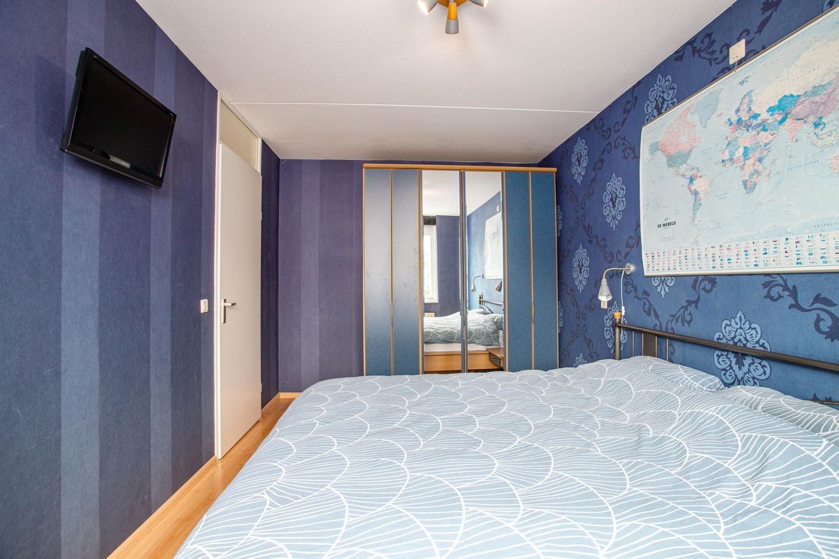 Dampkring 19 Photo Blur 15