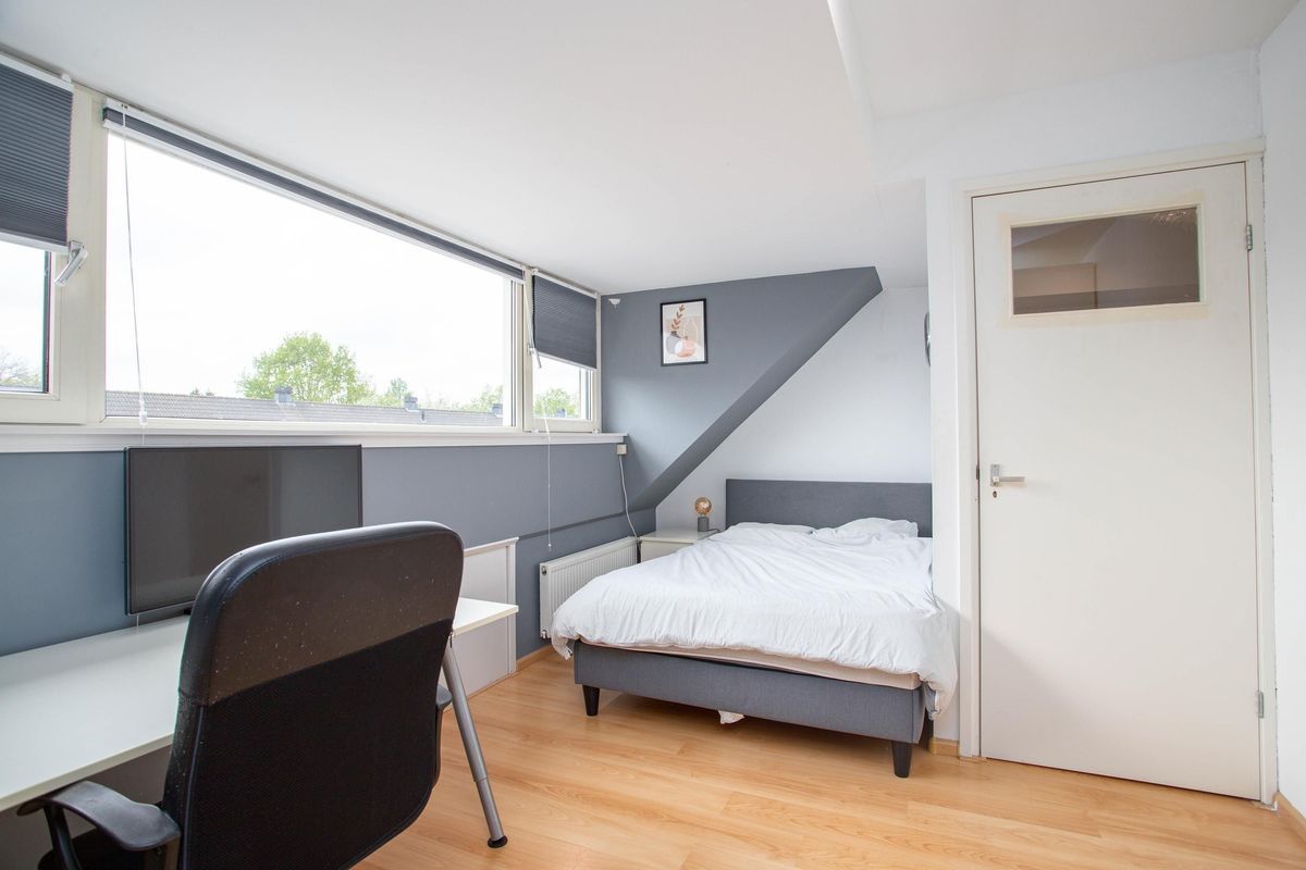 Dampkring 19 Photo Blur 23