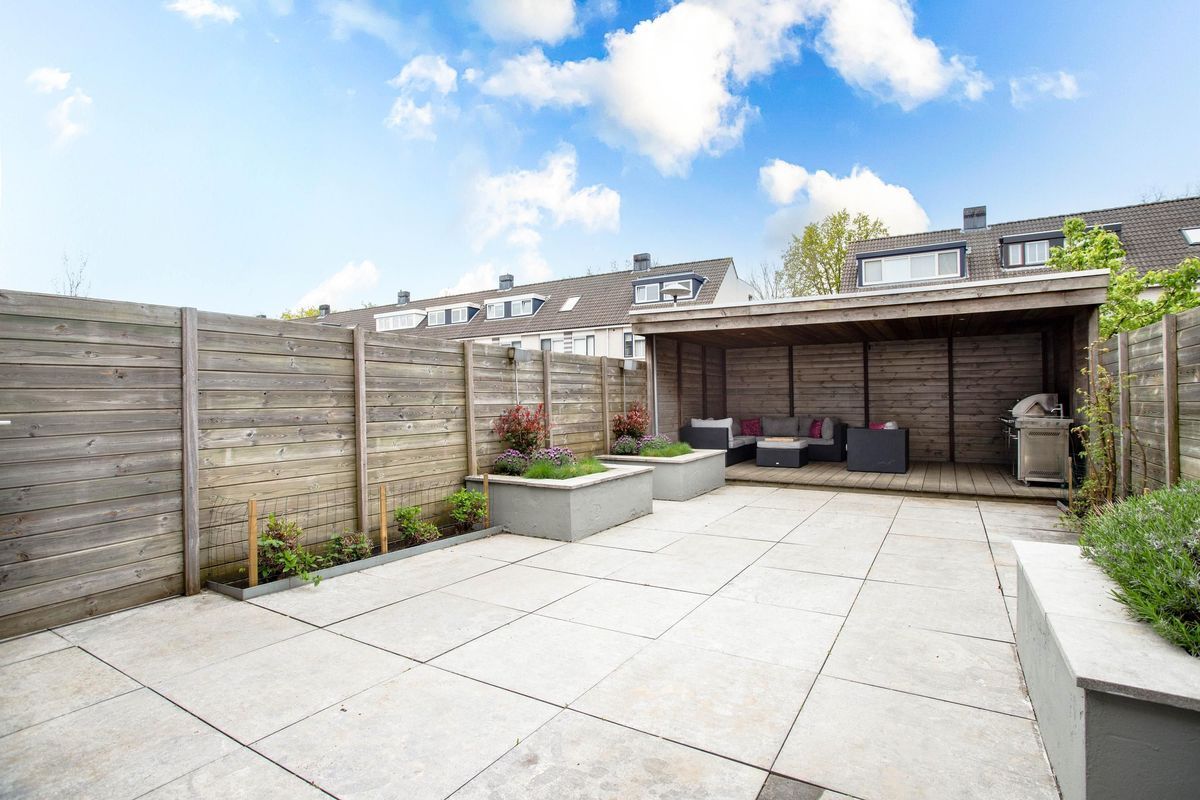 Dampkring 19 Photo Blur 27