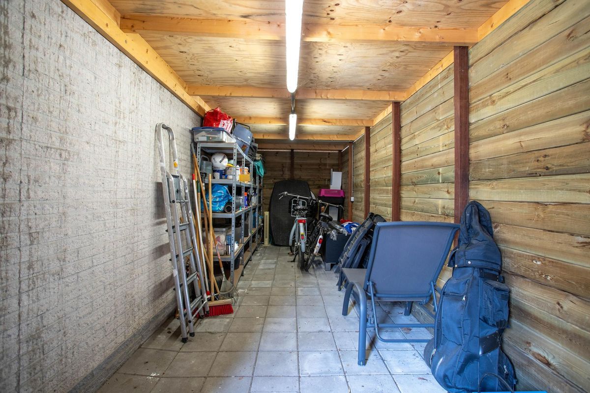 Dampkring 19 Photo Blur 33