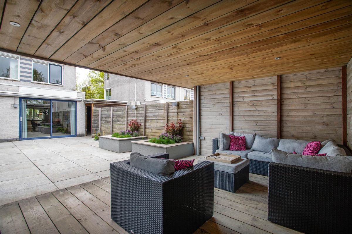 Dampkring 19 Photo Blur 32