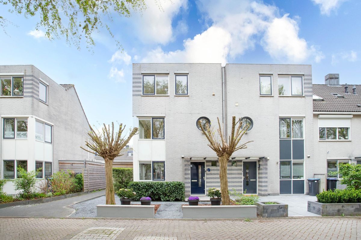 Dampkring 19 Photo Blur 34