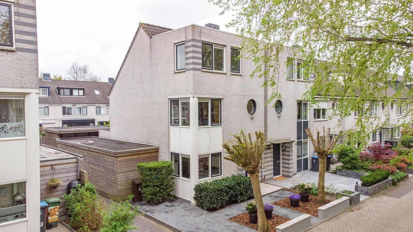 Dampkring 19 Photo Blur 37