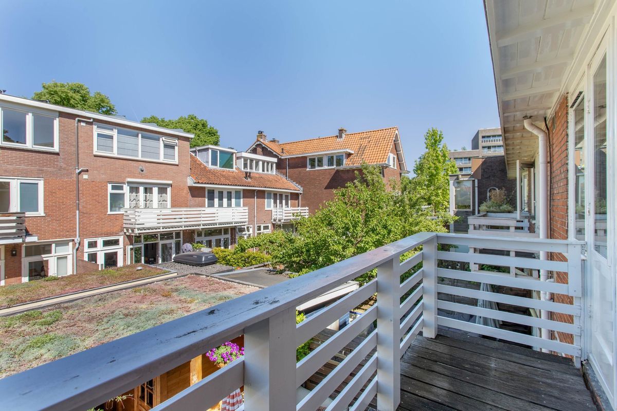 W.A. Vultostraat 141 Photo Blur 31