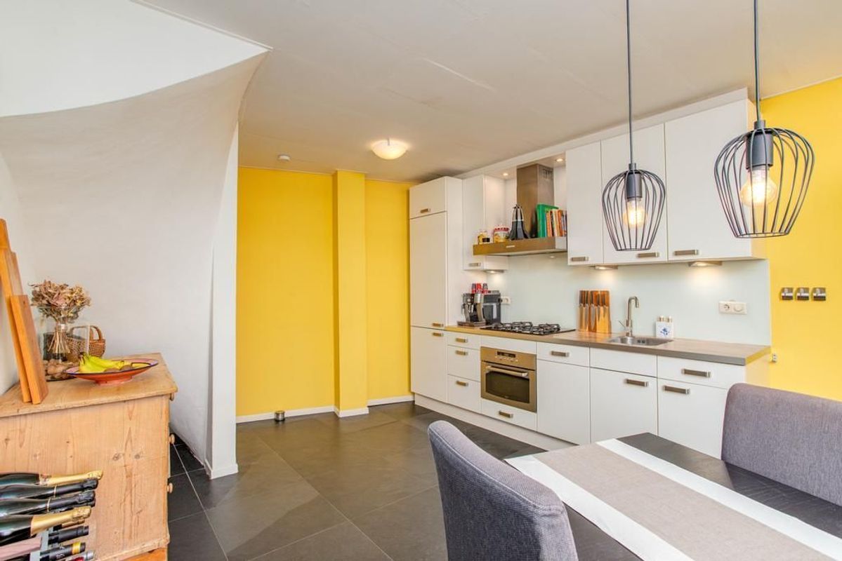 Oranjestraat 4 Photo Blur 3