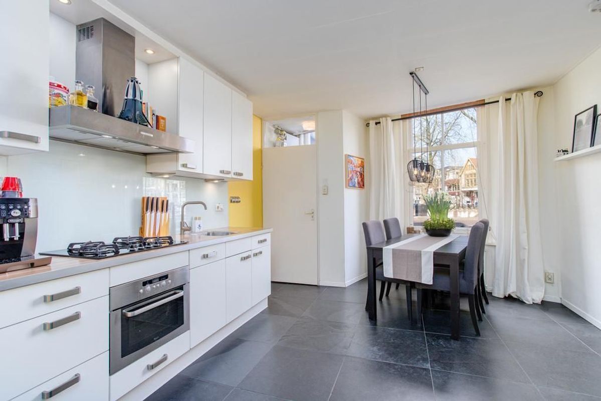 Oranjestraat 4 Photo Blur 6