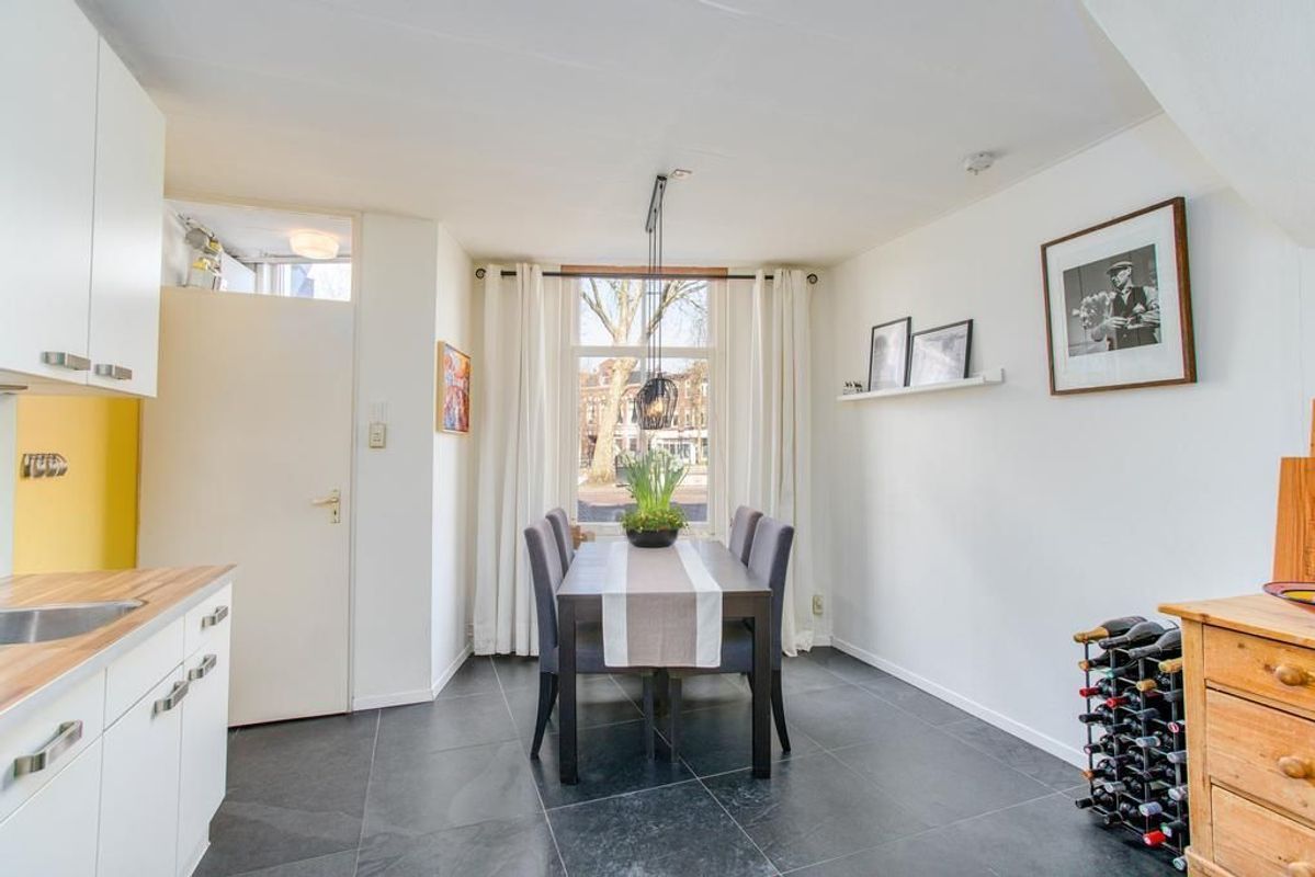 Oranjestraat 4 Photo Blur 7