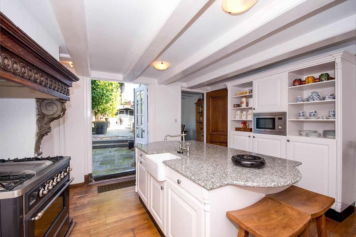 Herengracht 6 Photo Blur 8