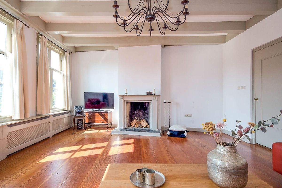 Herengracht 6 Photo Blur 23