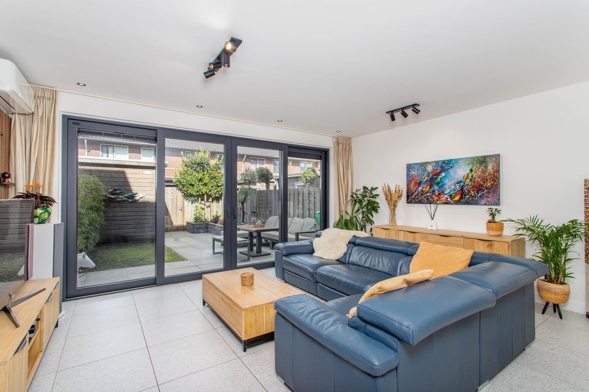 Burt Bacharachstraat 119 Photo Blur 15