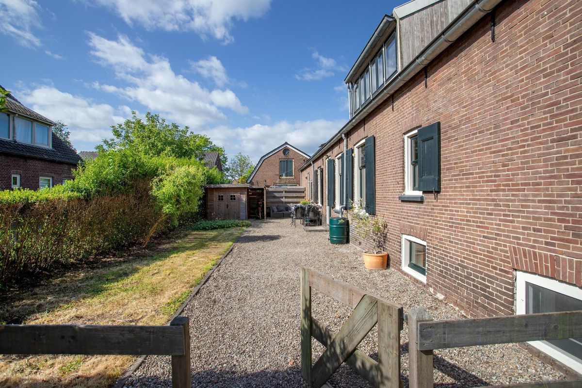 Kerkdijk 25-A Photo Blur 22