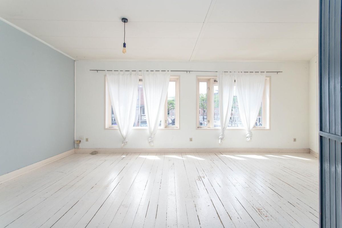 Laan van Nieuw-Guinea 143-BS Photo Blur 1