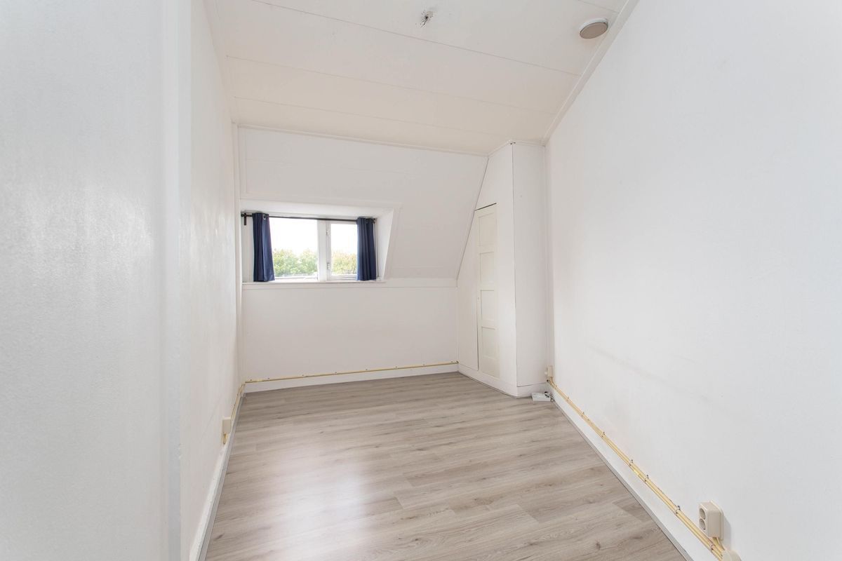 Laan van Nieuw-Guinea 143-BS Photo Blur 10