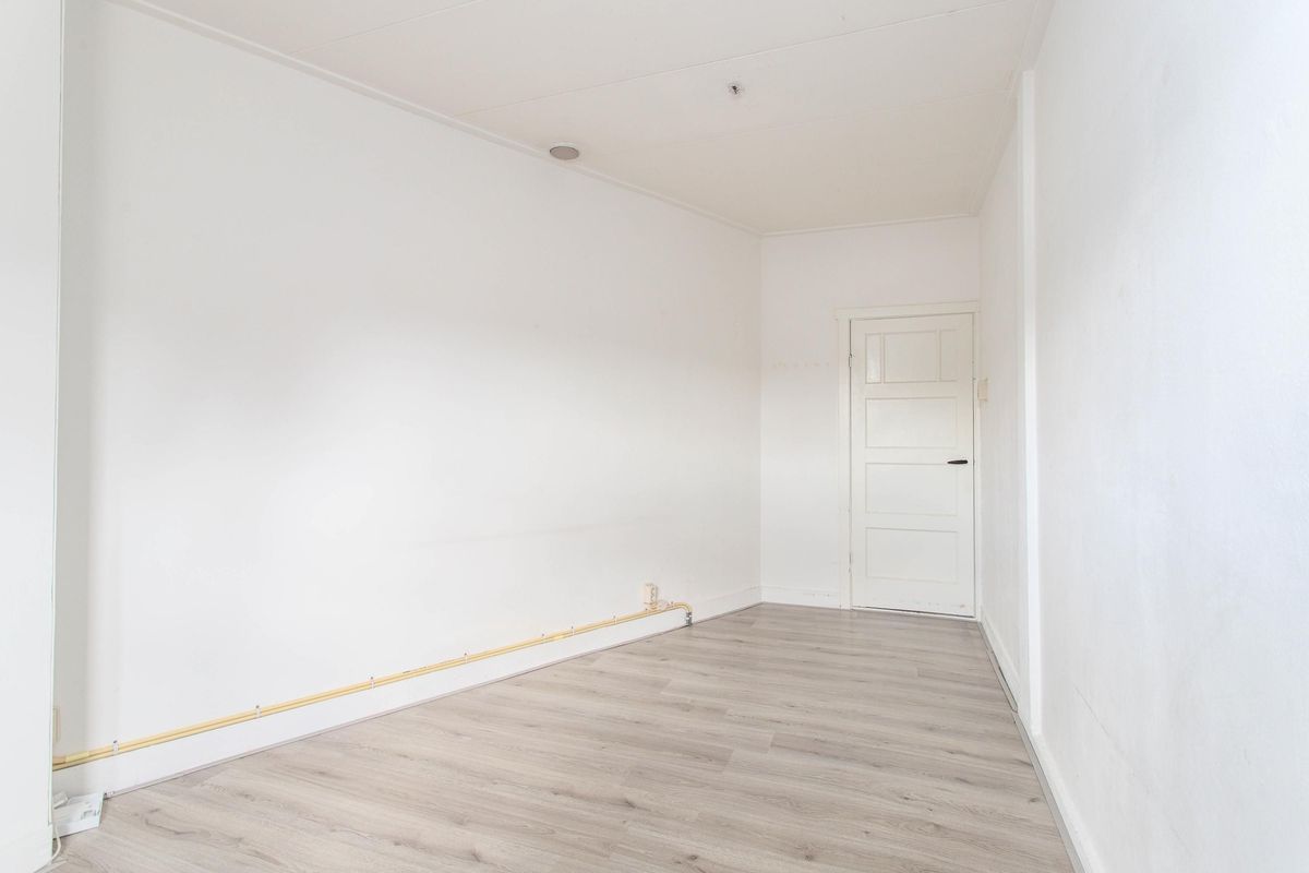 Laan van Nieuw-Guinea 143-BS Photo Blur 11