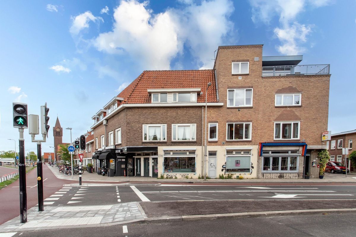 Laan van Nieuw-Guinea 143-BS Photo Blur 23