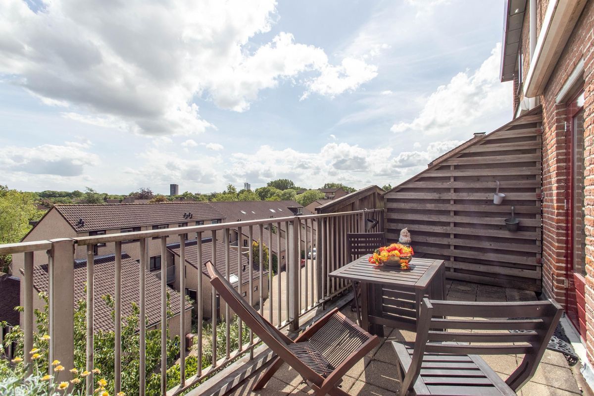 Albert van Dalsumlaan 505 Photo Blur 3