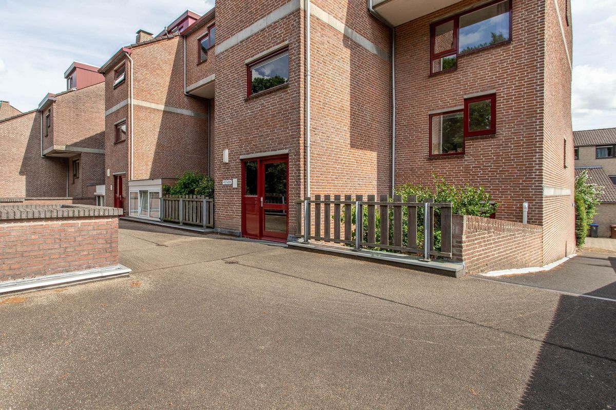 Albert van Dalsumlaan 505 Photo Blur 22