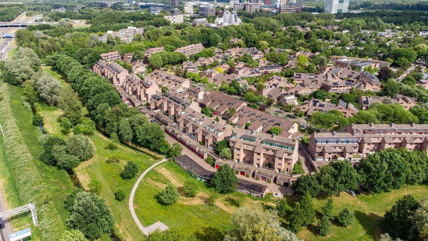 Albert van Dalsumlaan 505 Photo Blur 32