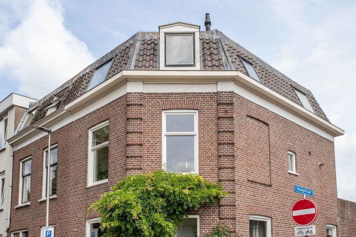 Hoogstraat 2-A Photo Blur 0